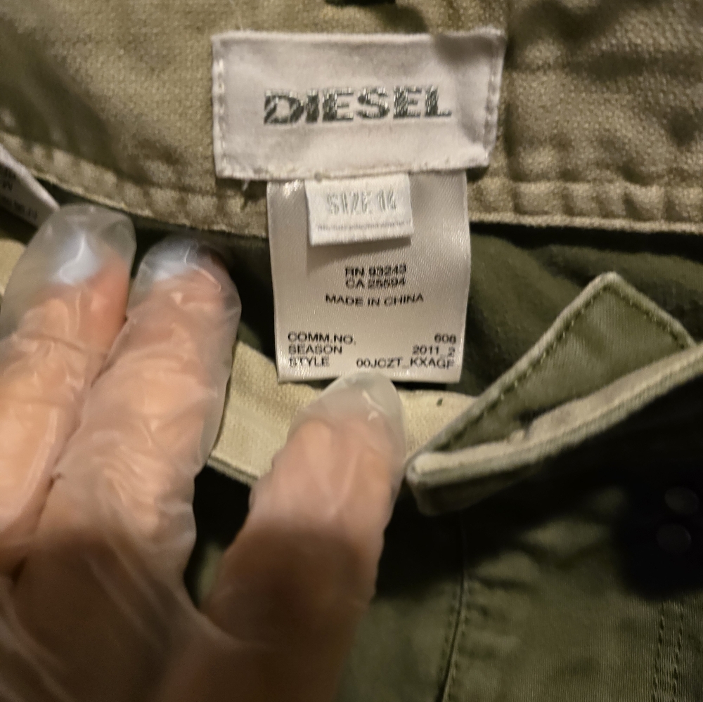 BOYS Lot of 2 Diesel Army Green Jeans w/ Patches Joe Fresh Size Small Polo Shirt - Picture 6 of 8